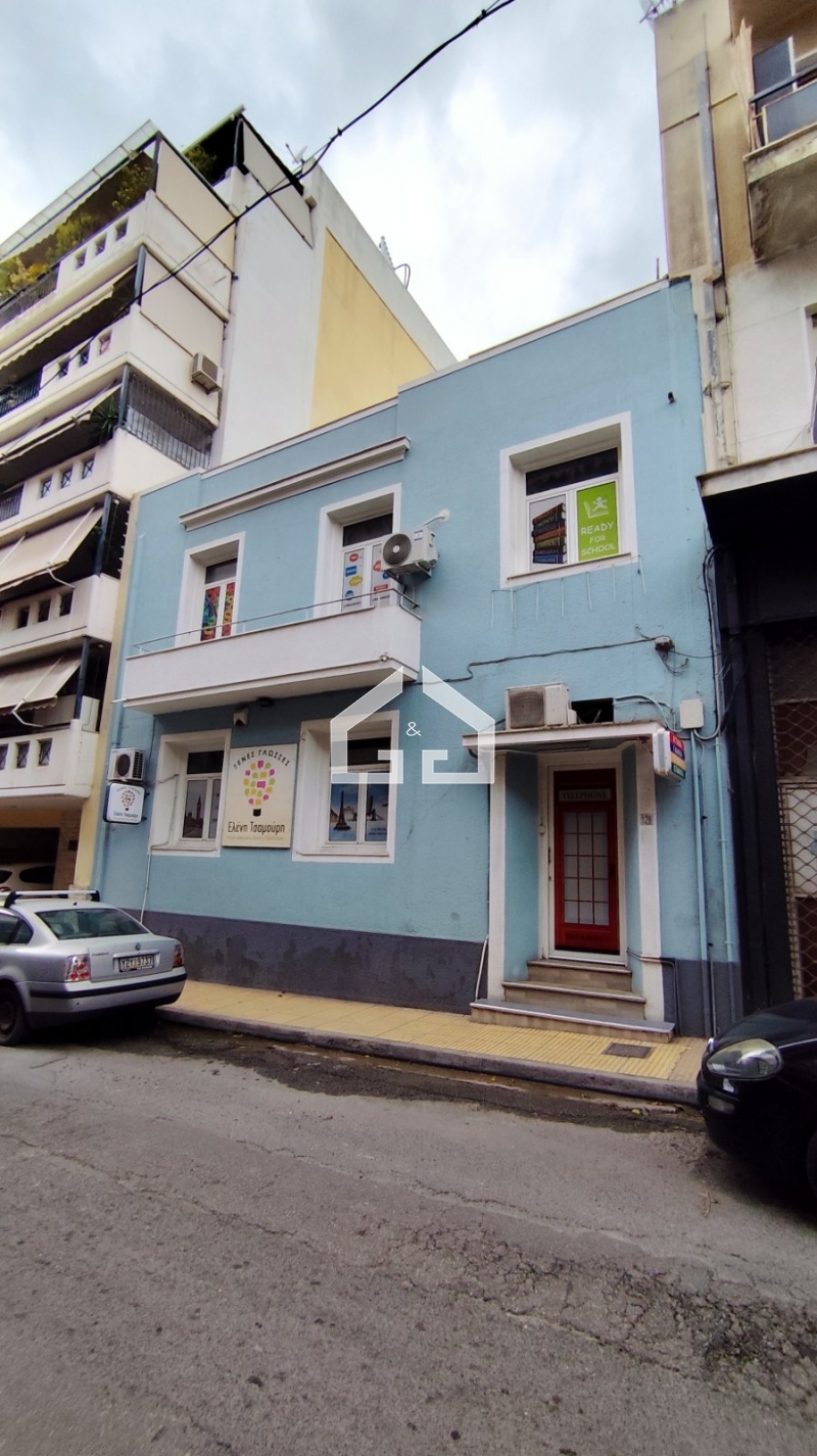 property-img